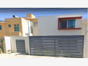 Casa en Venta en Jardines Vallarta Zapopan