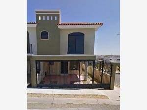 Casa en Venta en Real de Valdepeñas Zapopan