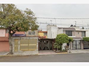 Casa en Venta en Valle de Aragón 3ra Sección Poniente Ecatepec de Morelos