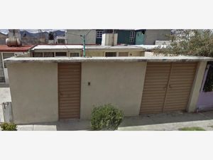 Casa en Venta en Izcalli Jardines Ecatepec de Morelos