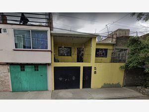 Casa en Venta en Metropolitana Tercera Sección Nezahualcóyotl