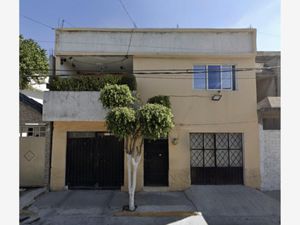 Casa en Venta en Jardines de Santa Clara Ecatepec de Morelos