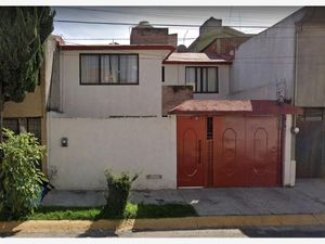 Casa en Venta en Unidad Victoria Toluca