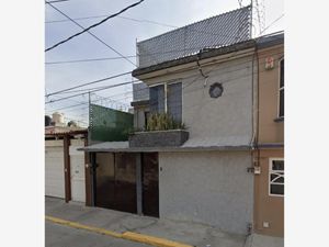 Casa en Venta en Villa de las Flores 1a Sección (Unidad Coacalco) Coacalco de Berriozábal