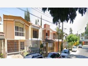 Casa en Venta en Bosques de La Victoria Guadalajara