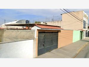 Casa en Venta en Villa de las Flores 1a Sección (Unidad Coacalco) Coacalco de Berriozábal