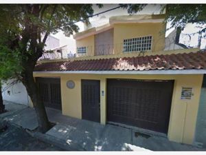 Casa en Venta en Claveria Azcapotzalco