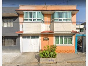 Casa en Venta en Las Aguilas Nezahualcóyotl