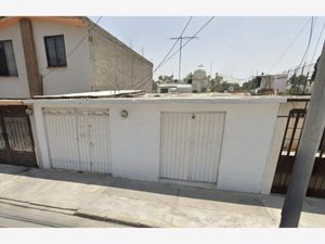 Casa en Venta en Villa de las Flores 1a Sección (Unidad Coacalco) Coacalco de Berriozábal