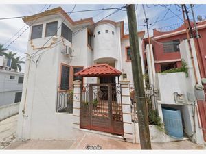 Casa en Venta en Lomas de Rosales Tampico