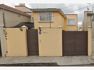 Casa en Venta en San Jeronimo Chicahualco Metepec