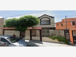 Casa en Venta en Los Arcos Saltillo