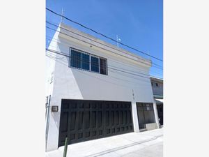 Casa en Venta en Jardines del Moral León