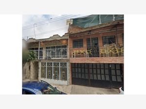 Casa en Venta en Valentín Gómez Farias Guadalajara