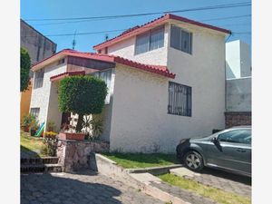 Casa en Venta en Santa Cruz del Monte Naucalpan de Juárez