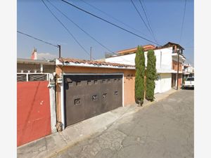 Casa en Venta en Villa de las Flores 1a Sección (Unidad Coacalco) Coacalco de Berriozábal