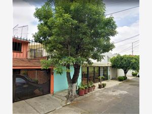 Casa en Venta en Vergel del Sur Tlalpan