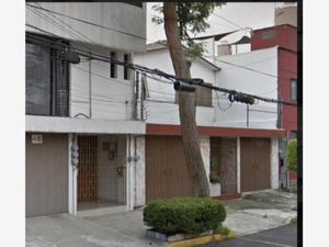 Casa en Venta en Del Carmen Coyoacán