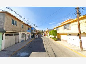 Casa en Venta en Viveros de Xalostoc Ecatepec de Morelos