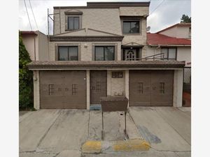 Casa en Venta en Cumbres de San Mateo Naucalpan de Juárez