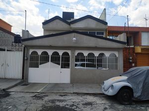 Casa en Venta en Valle de Aragón 3ra Sección Oriente Ecatepec de Morelos