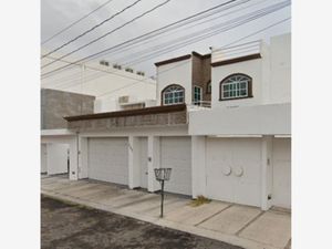 Casa en Venta en Colinas del Cimatario Querétaro