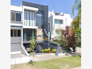 Casa en Venta en Sendas Residencial Zapopan