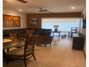 Casa en Venta en Valle Dorado Ensenada