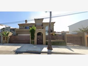 Casa en Venta en Costa Dorada Tijuana