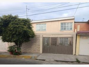 Casa en Venta en Valle de Aragón 3ra Sección Oriente Ecatepec de Morelos