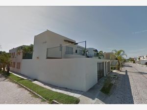 Casa en Venta en Delfines Puerto Vallarta