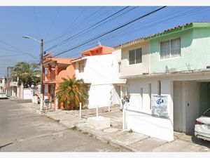 Casa en Venta en Claustros de San Juan Sección Norte Veracruz