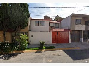 Casa en Venta en Unidad Victoria Toluca