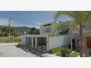 Casa en Venta en Delfines Puerto Vallarta