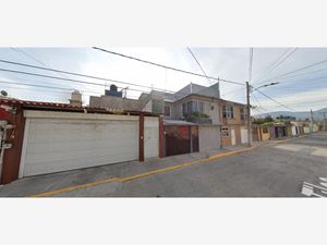 Casa en Venta en Villa de las Flores 1a Sección (Unidad Coacalco) Coacalco de Berriozábal