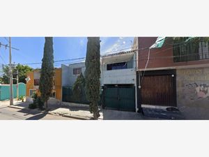 Casa en Venta en El Mirador Guadalajara