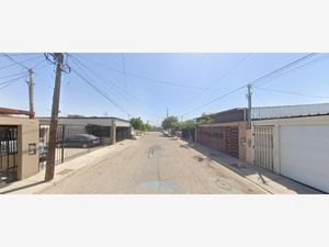 Casa en Venta en Villa Residencial del Prado Mexicali