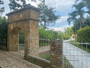 Quinta en Berriozabal en zona de viveros con pozo