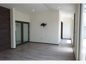 Casa en Venta en San Miguel Totocuitlapilco Metepec