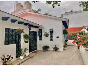 Casa en Venta en Lomas de Atzingo Cuernavaca