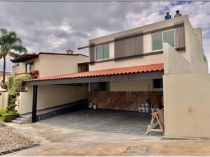 Casa en Venta en San Jerónimo Ahuatepec Cuernavaca