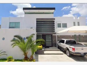 Casa en Venta en Cumbres del Lago Querétaro