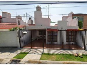 Casa en Venta en Hacienda de Echegaray Naucalpan de Juárez