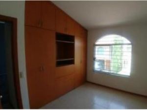 Casa en Venta en Residencial Los Cedros Zapopan