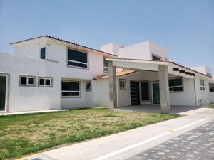 Casa en Venta en Santa Maria Magdalena Ocotitlan Metepec