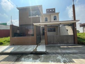 Casa en Venta en Santa Cruz Atzcapotzaltongo Toluca