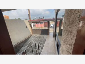 Casa en Venta en Santa Cruz Atzcapotzaltongo Toluca