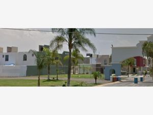 Casa en Venta en Jardines Del Edén Tlajomulco de Zúñiga