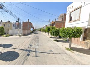 Casa en Venta en San Pedro Plus León