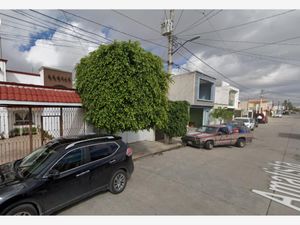 Casa en Venta en Jardines del Sur San Luis Potosí